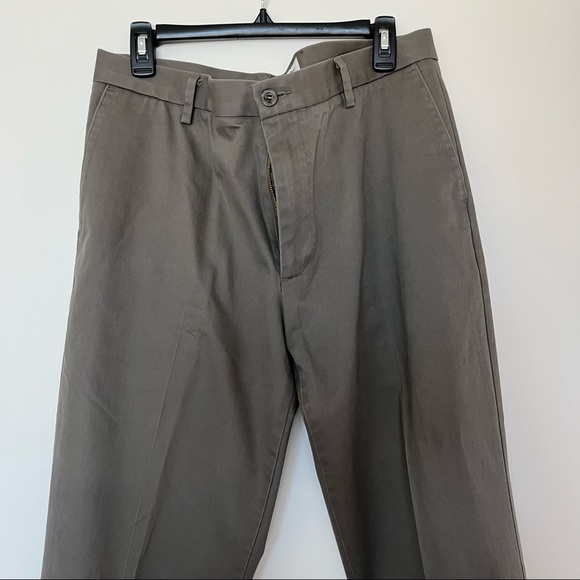 Dockers Straight Fit Chinos - Picture 4 of 14